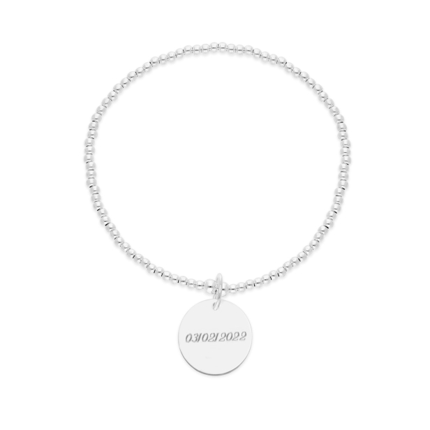 Packshot du bracelet élastique perles Argent et médaille 15 mm gravée