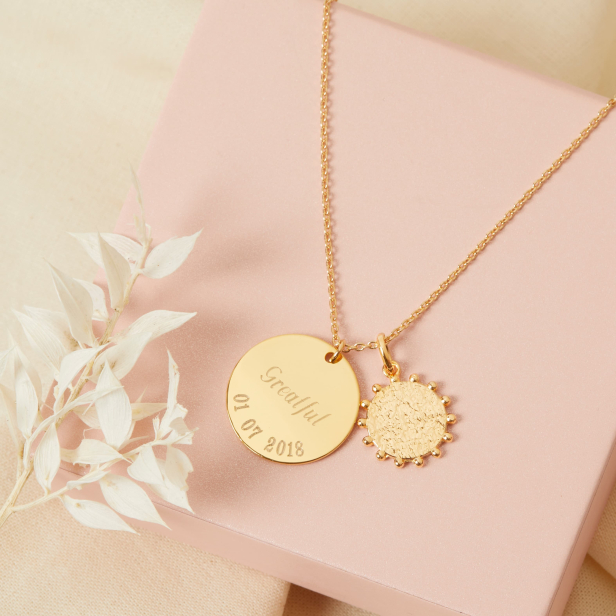 Collier personnalisé médaille 20 mm avec pendentif martelé soleil Plaqué Or