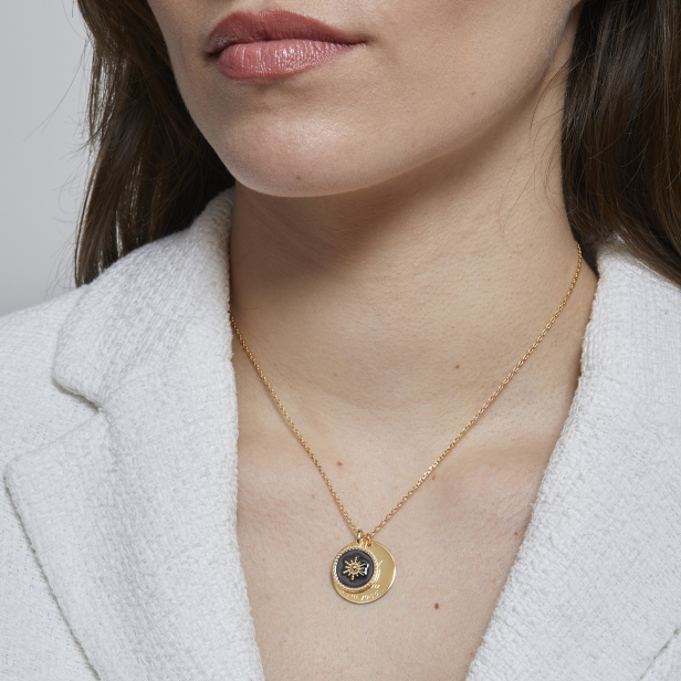 Collier médaille 20 mm Plaqué Or et son médaillon noir avec étoile
