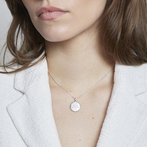 Collier personnalisé médaille 18 mm dentelle Argent
