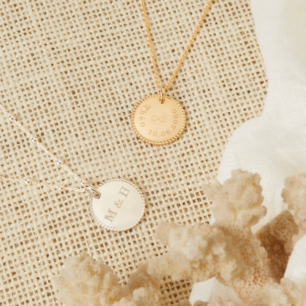 Collier personnalisé enfant médaille 18 mm perlée Plaqué Or