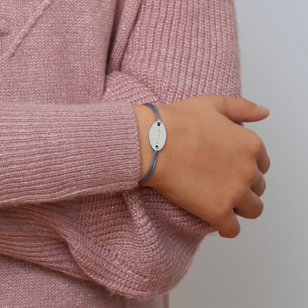 Bracelet cordon enfant médaille ovale en Argent