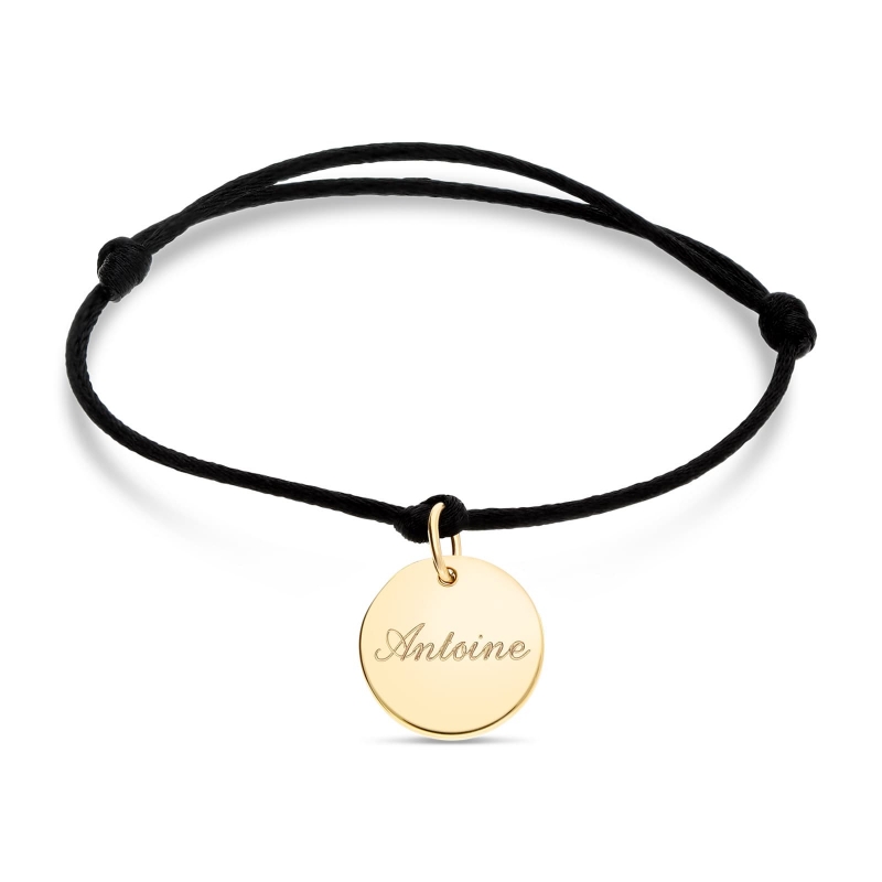 Packshot bracelet cordon personnalisé enfant avec médaille plaqué or