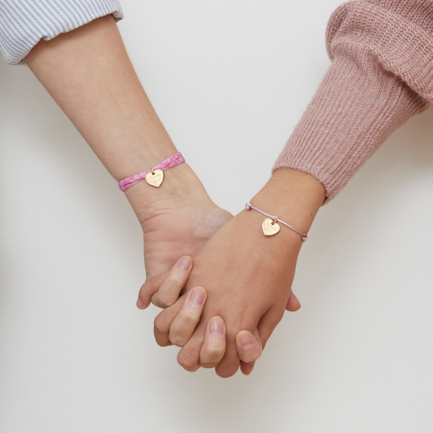 Bracelet cordon et pendentif cœur en Plaqué Or personnalisé pour enfant