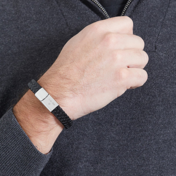 Bracelet homme personnalisé en cuir noir tressé