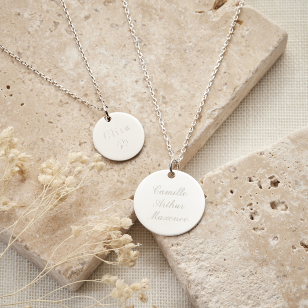 Nature morte du collier médaille 15 mm personnalisée Argent