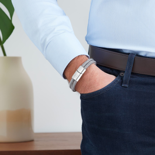 Bracelet personnalisé double cuir tressé gris métal et fermoir argenté