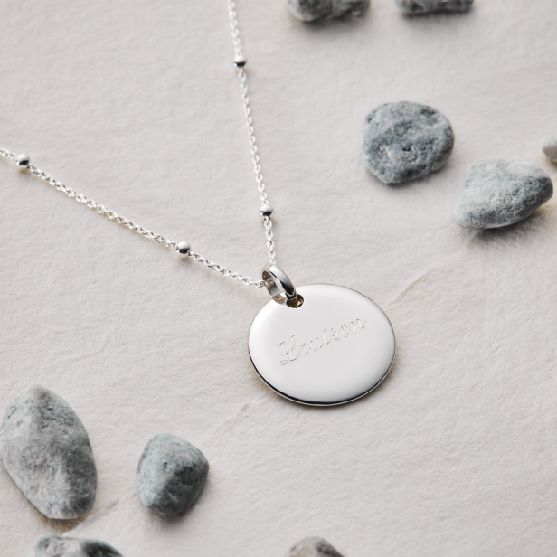 Nature morte du collier personnalisé grande médaille bombée 20 mm Argent