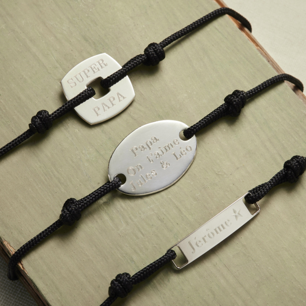 Bracelet cordon médaille ovale en Argent