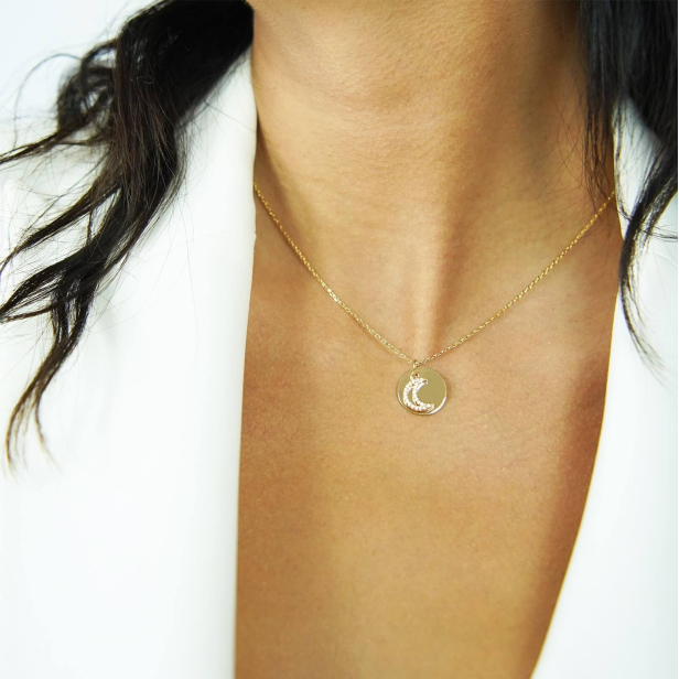 Collier médaille 15 mm et son pendentif lune à strass Plaqué Or