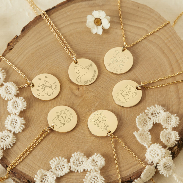 Collier personnalisé médaille 20 mm dessin colombe en Plaqué Or