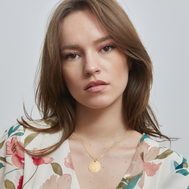 Collier personnalisé alphabet floral médaille bombée Plaqué Or