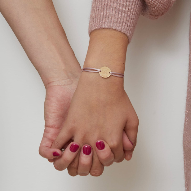 Bracelet cordon personnalisé pour enfant avec une gravure d'éléphant