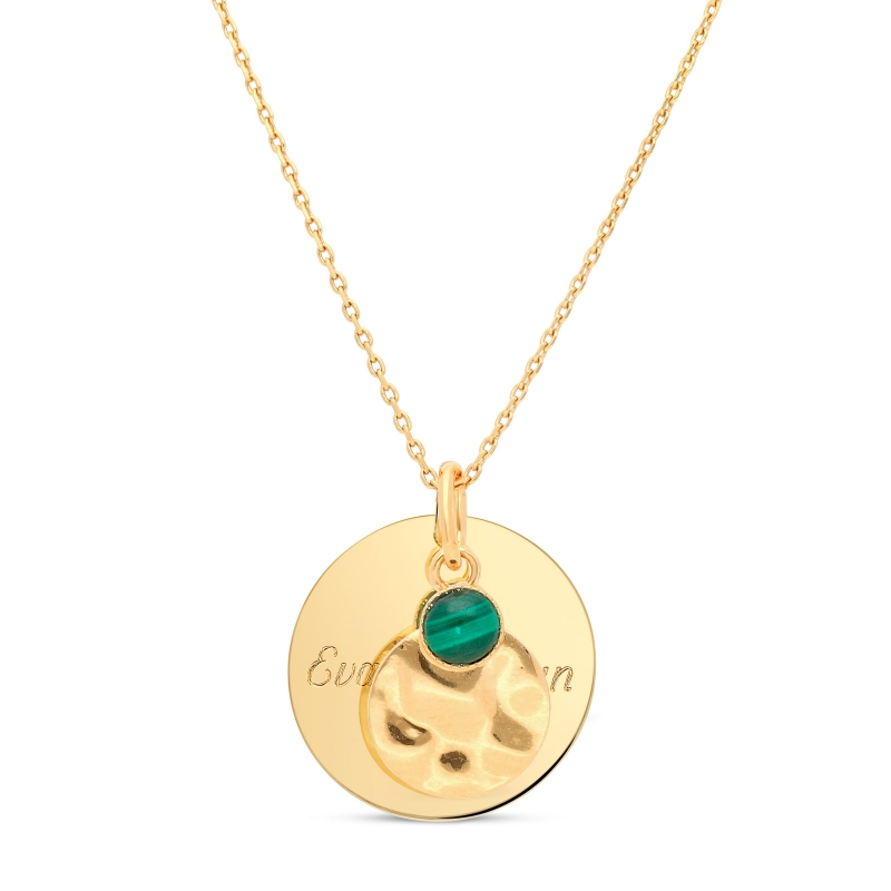 Collier grande médaille et son pendentif martelé et pierre verte